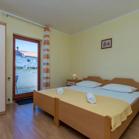 Milos Apartment Pula Exterior photo