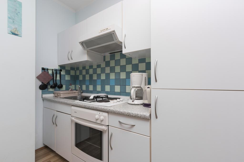 Milos Apartment *